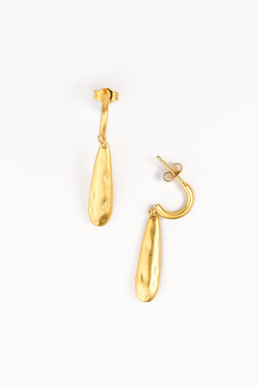 Everyday Teardrop Dangles Gold