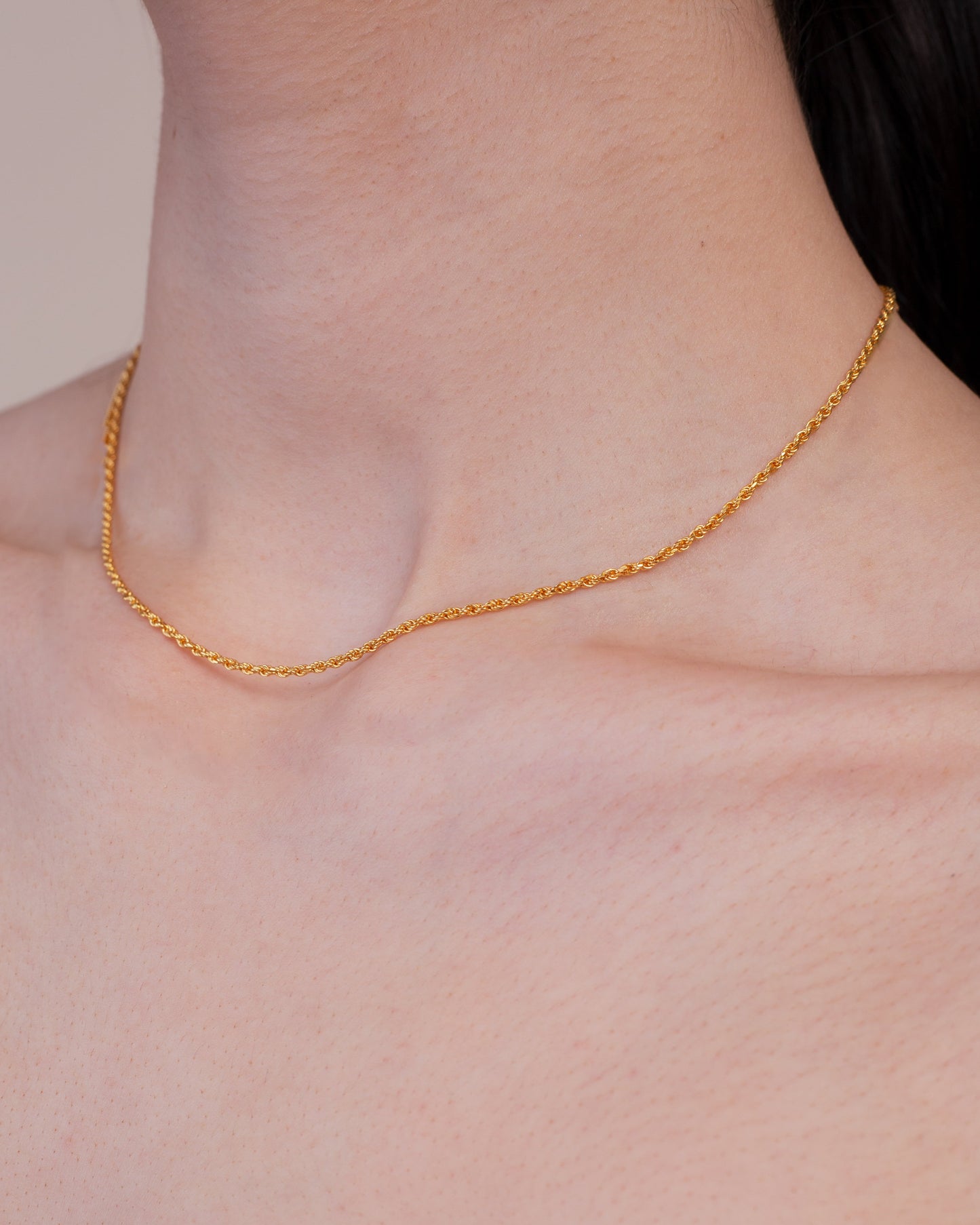 Slim Twist Necklace