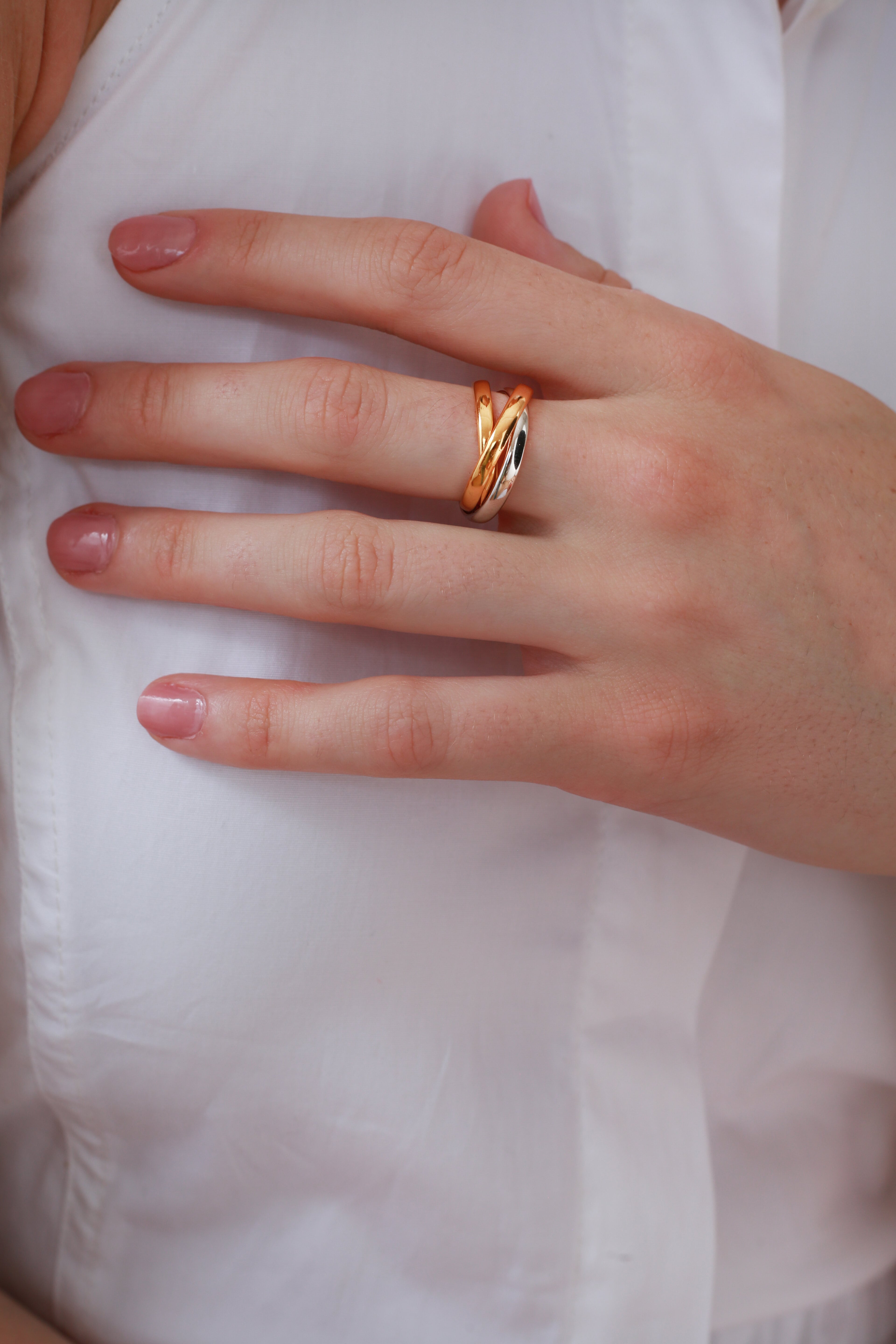 Interlink Ring Two tone Interlink Ring – Zynnia