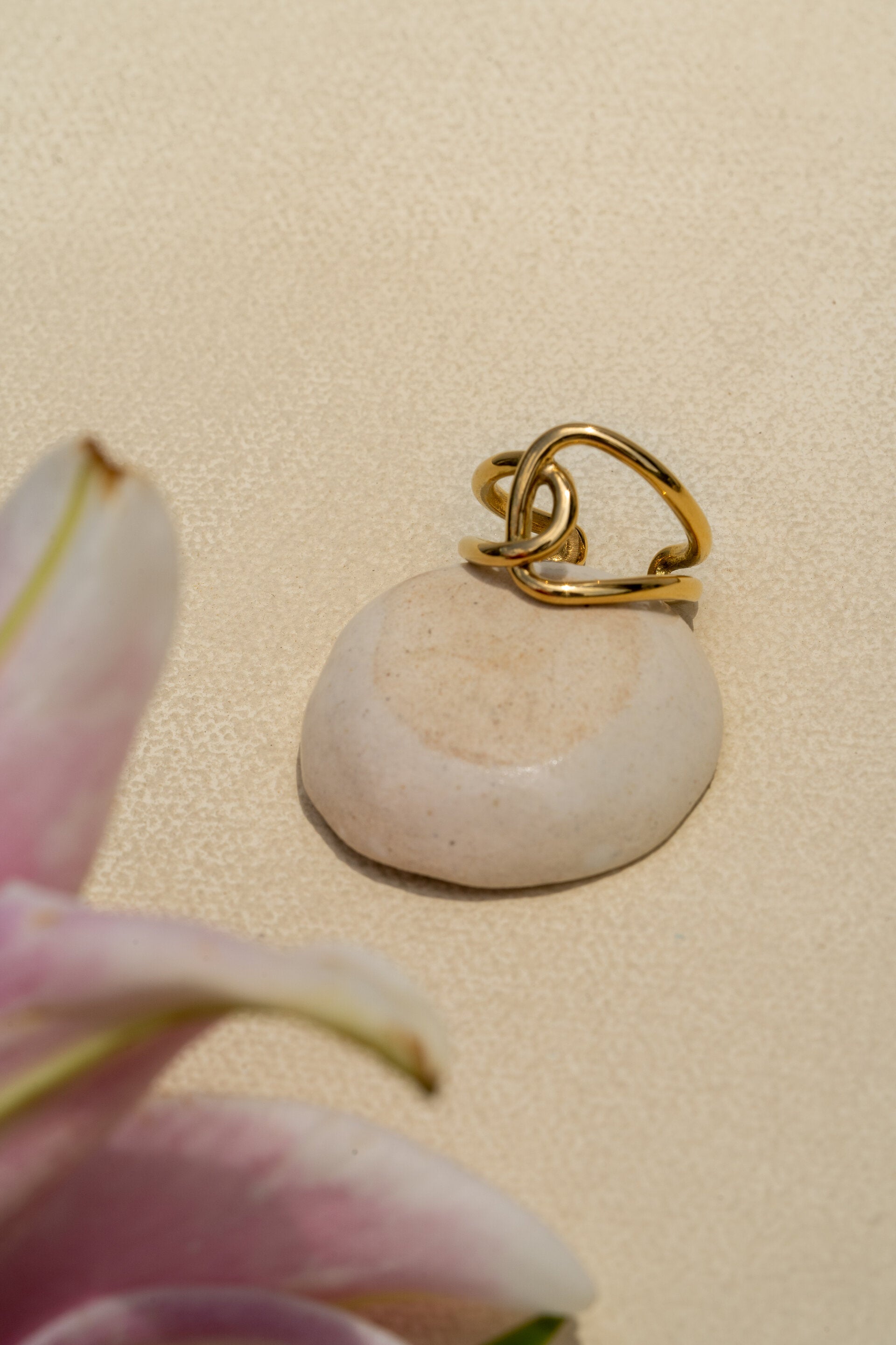 Interlink Ring – Zynnia